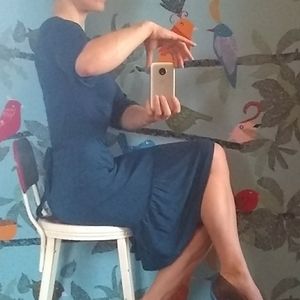 Beautiful blue jersey midi dress with ruffle hem